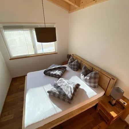 Haus Anton Lebt アパート